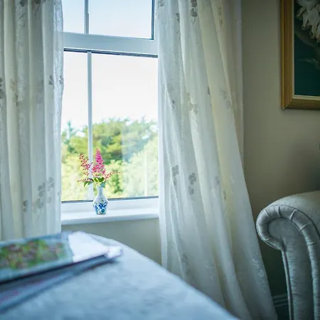 At Ballinsheen House & Gardens Apartment *