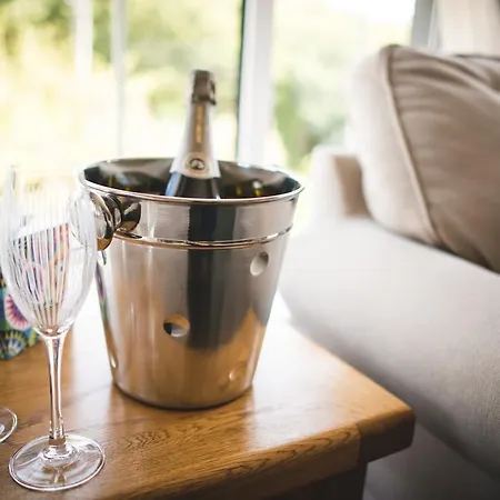 At Ballinsheen House & Gardens Lägenhet Lisdoonvarna