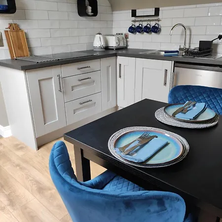 At Ballinsheen House & Gardens Apartment *